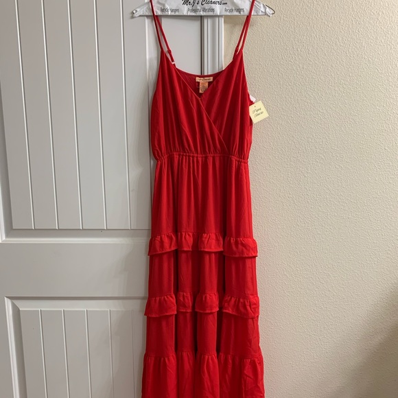 NEW Long Ruffle Red Dress - Picture 2 of 5